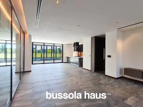 Casa en Alquiler de 5 dormitorios