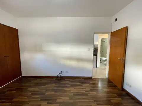 Oficina en Alquiler en Ramos Mejía, $ 700.000