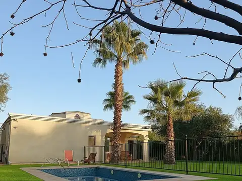 Casa en Venta en Chacras de Coria, USD 540.000