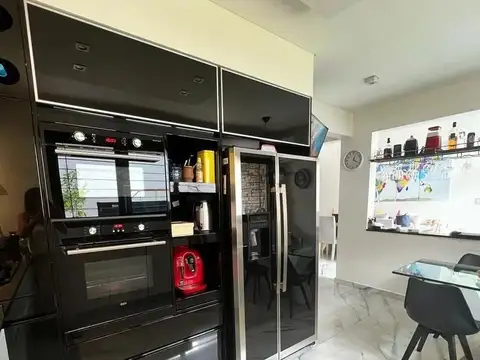 Moderna Casa 4 Ambientes Con Parque