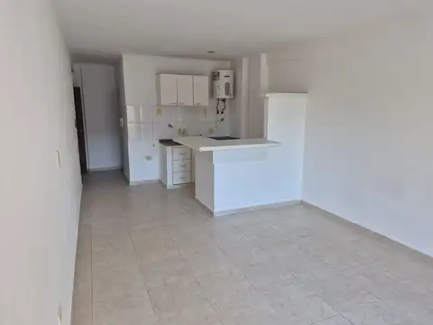 Departamento en Alquiler en Resistencia, $ 400.000