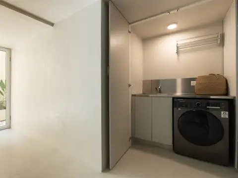 Suipacha 1300, Piso 0