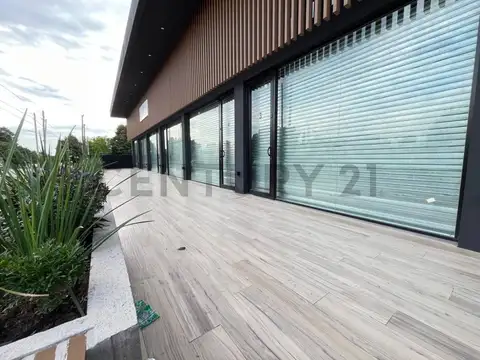 Local en Venta en José Hernández, USD 220.000