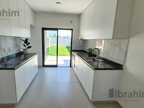 Casa en Docta Avenida