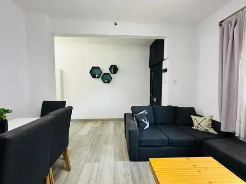 Depto Tipo Casa 3 ambientes con 1 baño