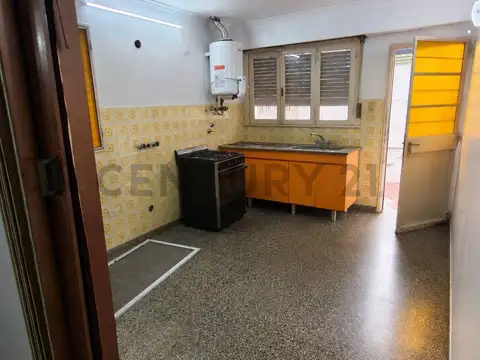 Departamento en Alquiler en Villa Elisa, $ 750.000