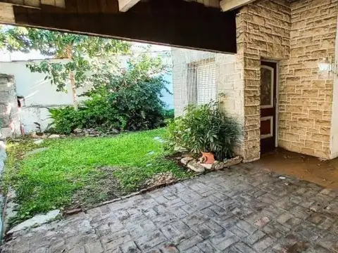 Casa en Venta en Castelar, USD 168.900