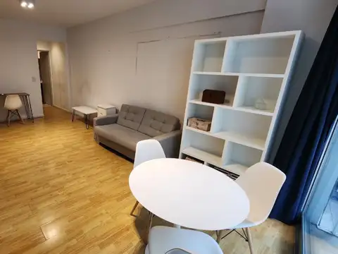 Alquiler Monoambiente , c/balcón zona Alto Palermo