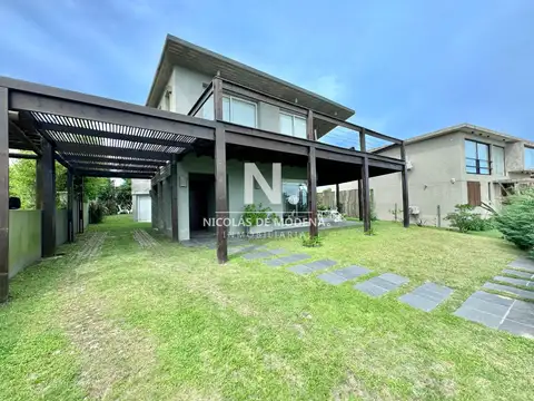 Casa en Venta de 5 dormitorios