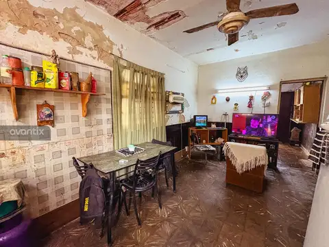 Casa 4 ambientes con 1 baño