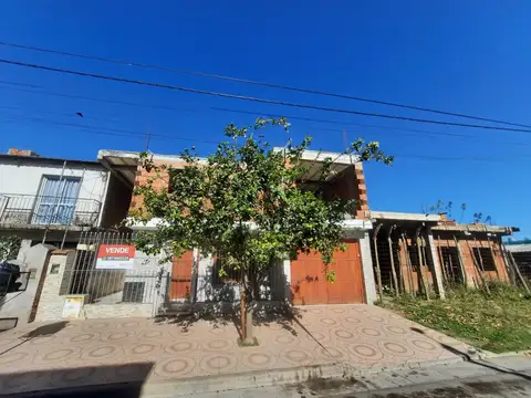 Casa + Departamentos EN VENTA en Ampliación Bancario, Zona Sur, Salta Capital