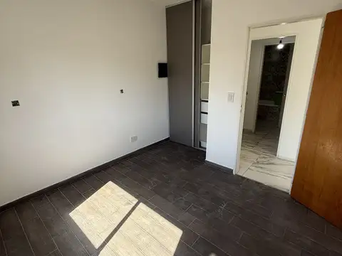 Departamento en Alquiler en Moron Sur, $ 480.000