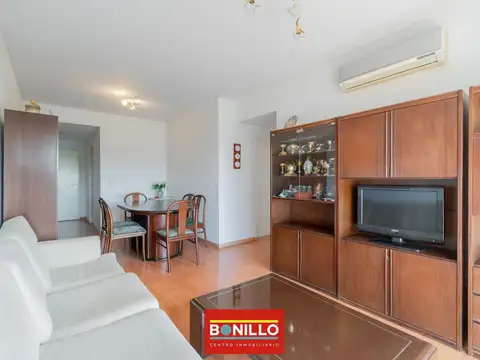 Departamento 4 ambientes con 2 baños