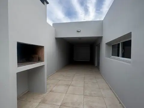 Casa en Alquiler de 3 dormitorios