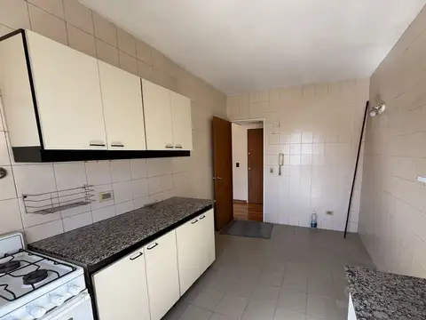 Departamento en Alquiler con 1 cocheras