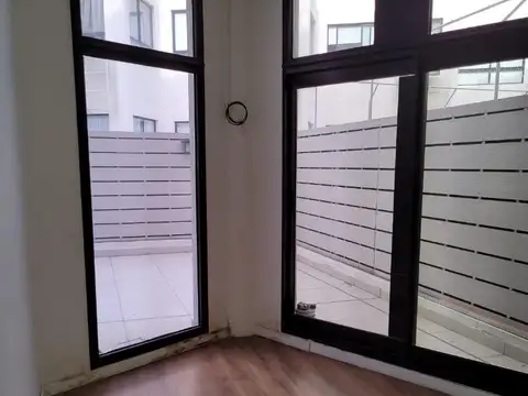 EXCELENTE DEPARTAMENTO 2 AMBIENTES EN PREDIO DE LUJO