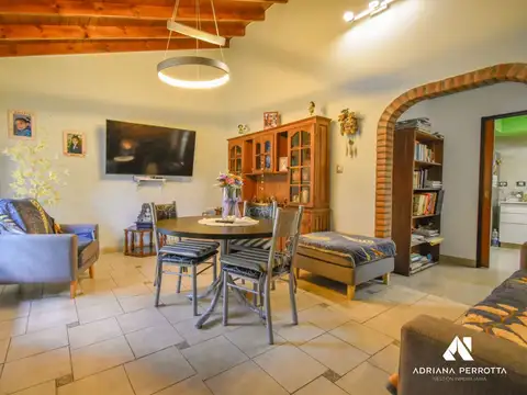 Chalet 3 ambientes lote de 10 x 23