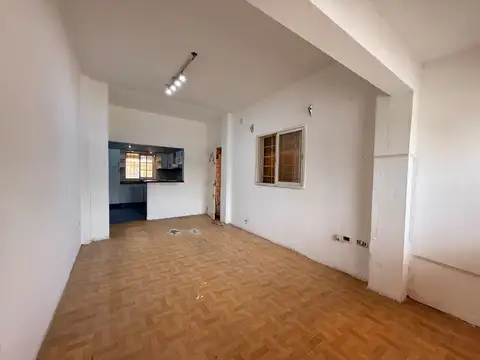 Depto Tipo Casa en Venta en El Libertador, USD 52.000
