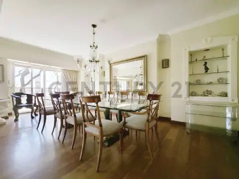 PISO EN VENTA CINCO AMBIENTES EN CABALLITO