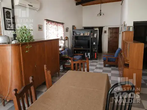 Casa en Venta con 1 cochera