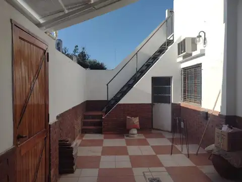 DEPARTAMENTO T/CASA 2AMB.