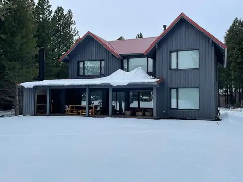 Casa en Venta Chapelco Golf - frente hoyo 14