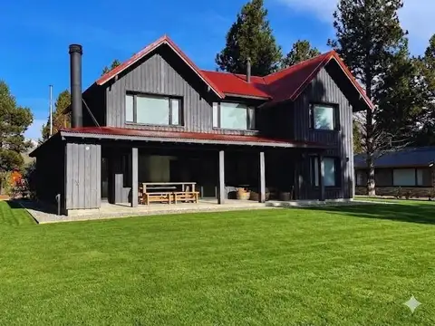 Casa en venta con 4 dormitorios en Chapelco Golf, San Martin de los Andes