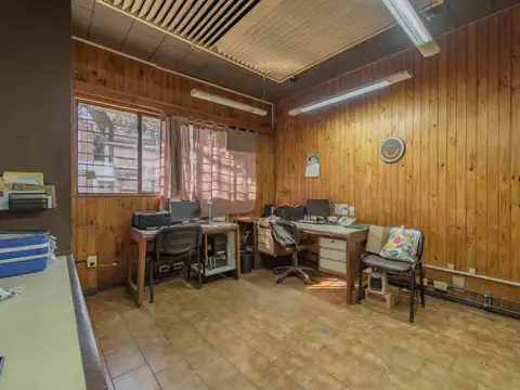 Galpon en Venta en Villa del Parque, USD 345.000