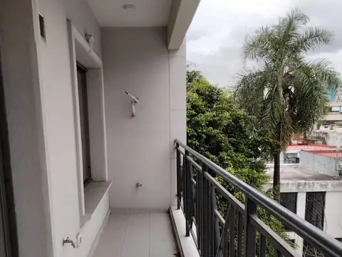 Departamento 3 Amb. baclon, San Martin centro