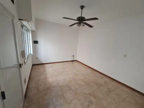 Departamento en Alquiler en Lujan, $ 650.000