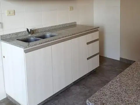 Departamento en P.B en zona céntrica de Esperanza