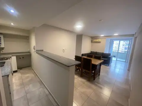 Venta departamento 1 dormitorio en Nueva Cordoba con balcón frente Palacio Ferreyra