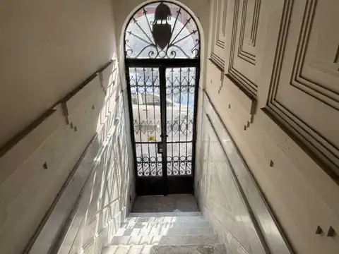 Depto Tipo Casa en Venta de 7 ambientes