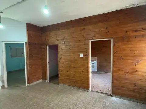 Casa 2 ambientes con 1 baño