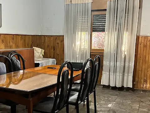 Depto Tipo Casa en Venta de 6 ambientes