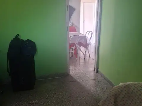 Casa 6 ambientes con 3 baños