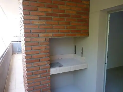 Departamento en Alquiler en La Lucila-Vias/Maipu, $ 1.650.000