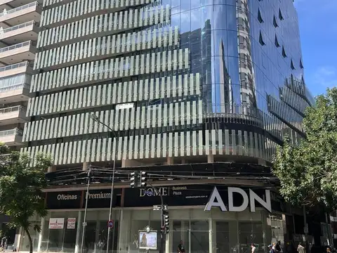 ALQUILER 210m2  al frente con Cocheras - Libertador y Olazabal - DOME