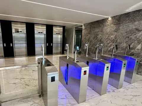 Oficina en Alquiler al Noreste