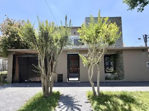 Casa minimalista 5 ambientes en excelente estado