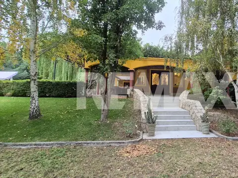 Casa en Venta en Plottier, USD 1.100.000