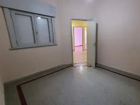 Casa Ph 3 ambientes con patio - Morón