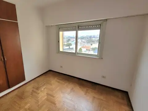 Departamento en Alquiler en Gerli, $ 590.000