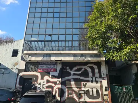 Depósito en alquiler . Entrega inmediata 