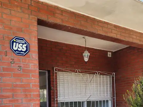 Venta de Casa 3 AMBIENTES en Villa Luzuriaga, La Matanza