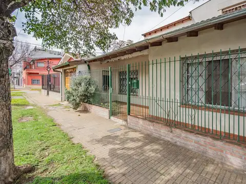 Venta casa 4 amb Escritorio Playroom Olivos