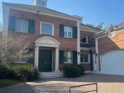 Excelente casa en Barrio cerrado La Rotonda, San Isidro 100