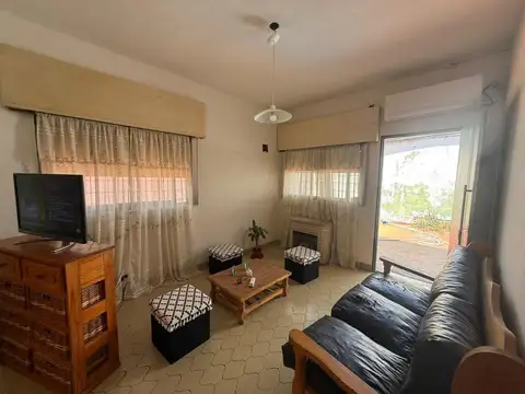 Depto Tipo Casa 3 ambientes con 1 baño