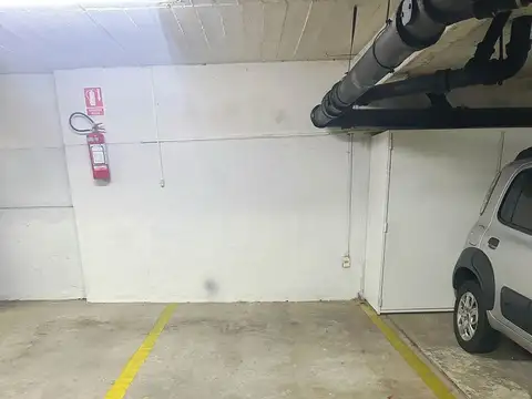 GARAJE EN VENTA PUNTA CARRETAS