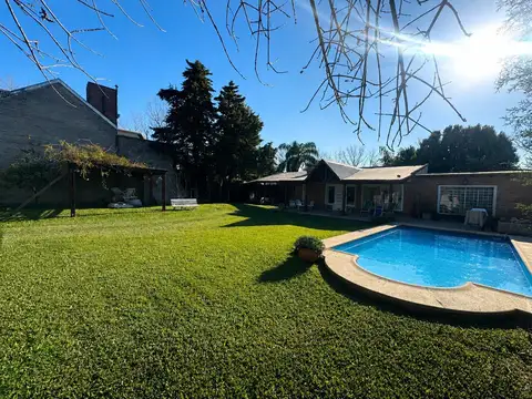 VENTA - Casa en Ricardone